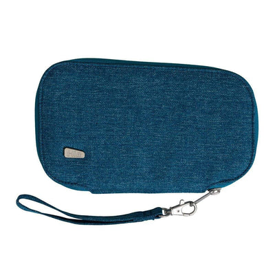 Hie wallet in the color Bay, which is dark blue. 